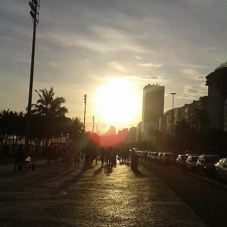 Copacabana Uma Quadra Da Praia Rio de Janeiro Exteriér fotografie